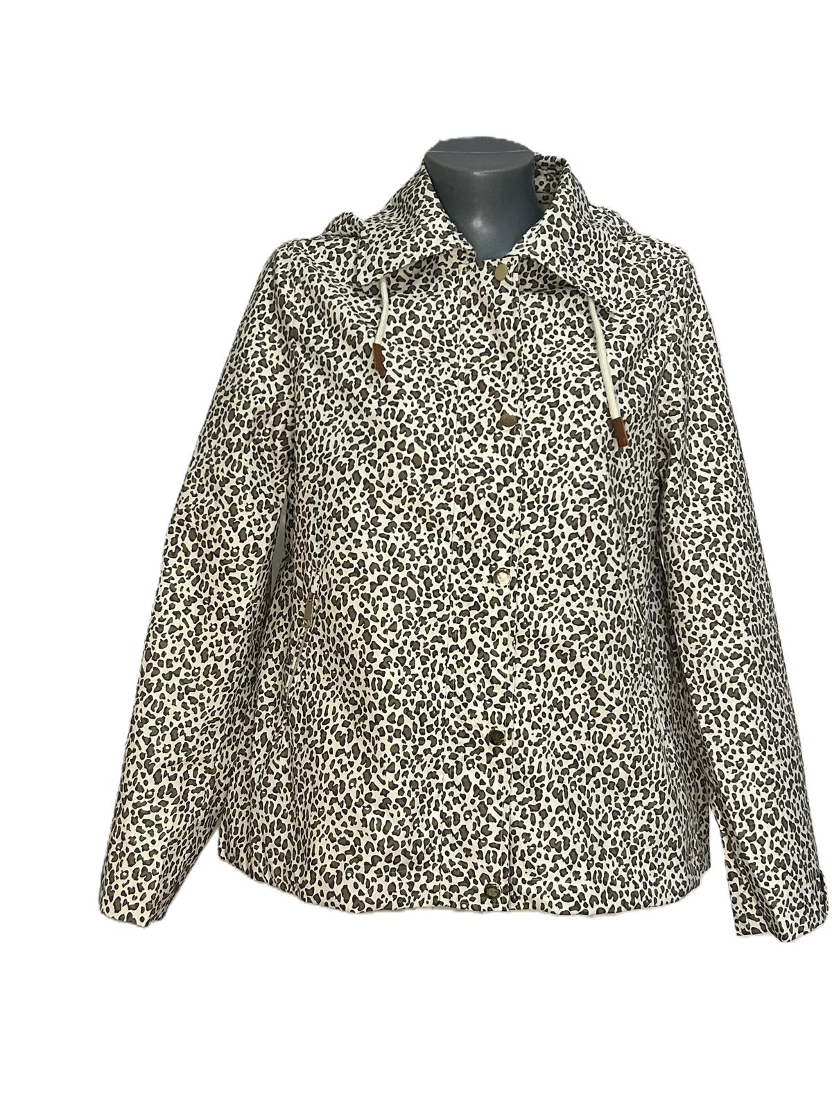 Chaqueta animal print